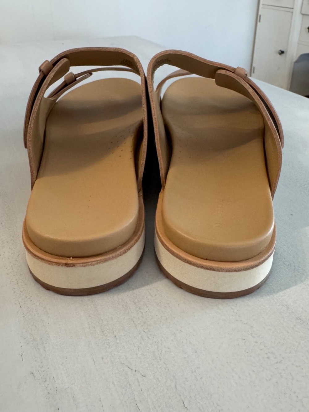 Nisolo Ella Go-To Flatform Slide Women's Almond Leather Sandals Sz 9 NIB - Picture 9 of 14